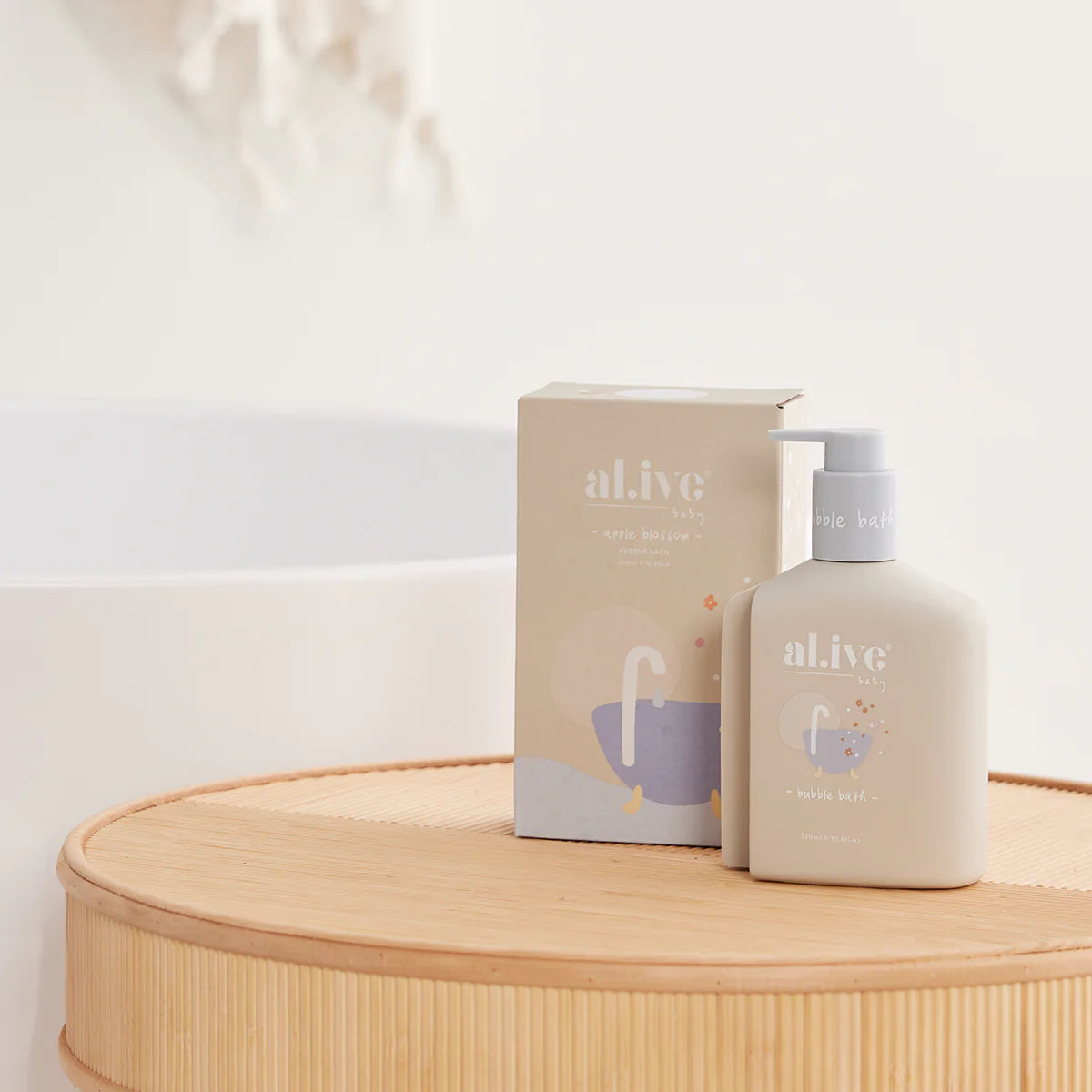al.ive Apple Blossom Bubble Bath