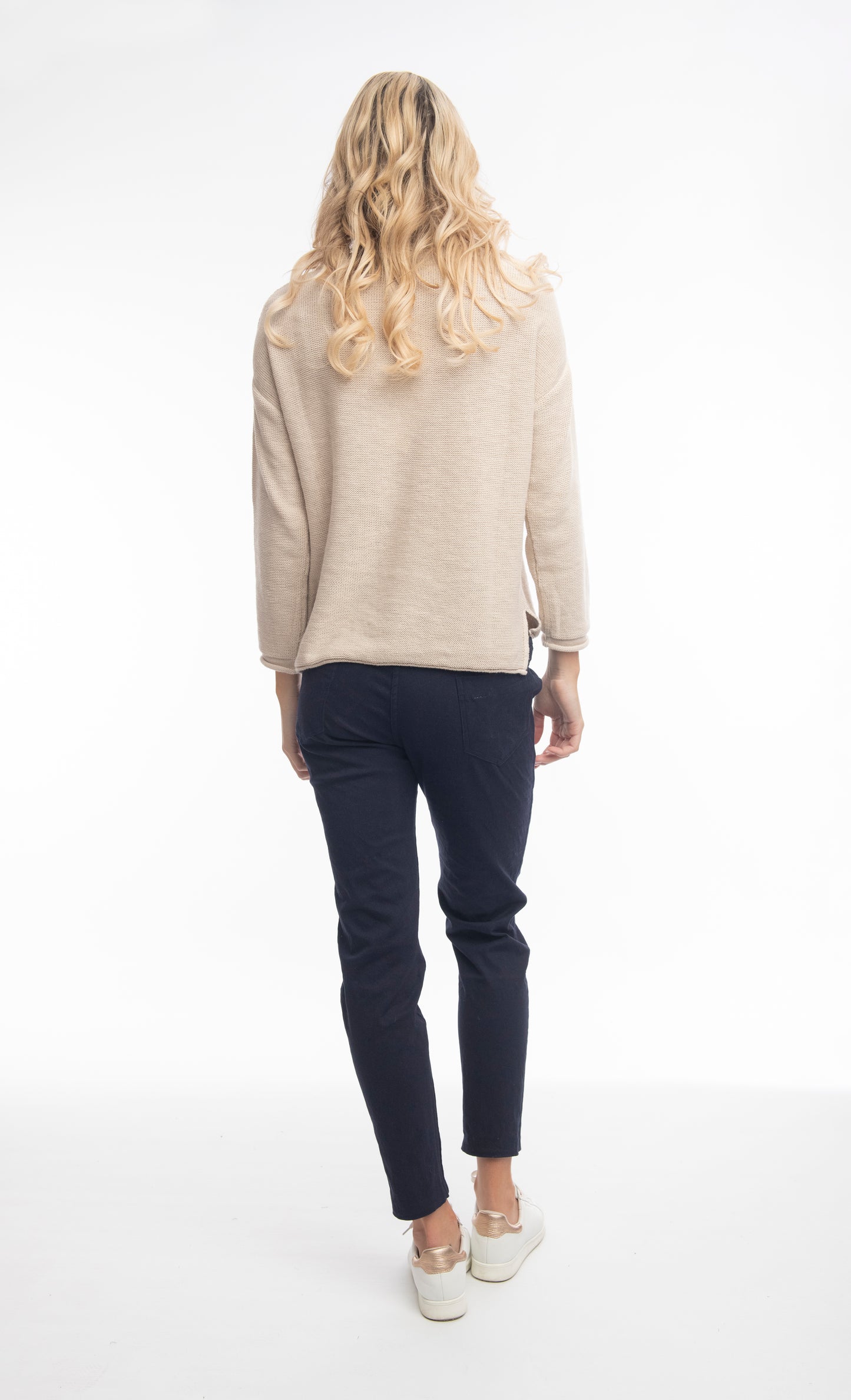 Knits Top R-Neck in Taupe