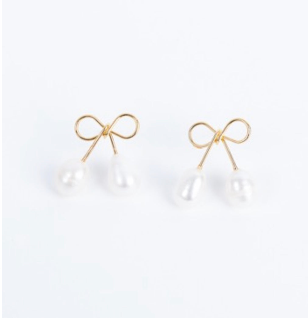 Cherry Earrings Pearl