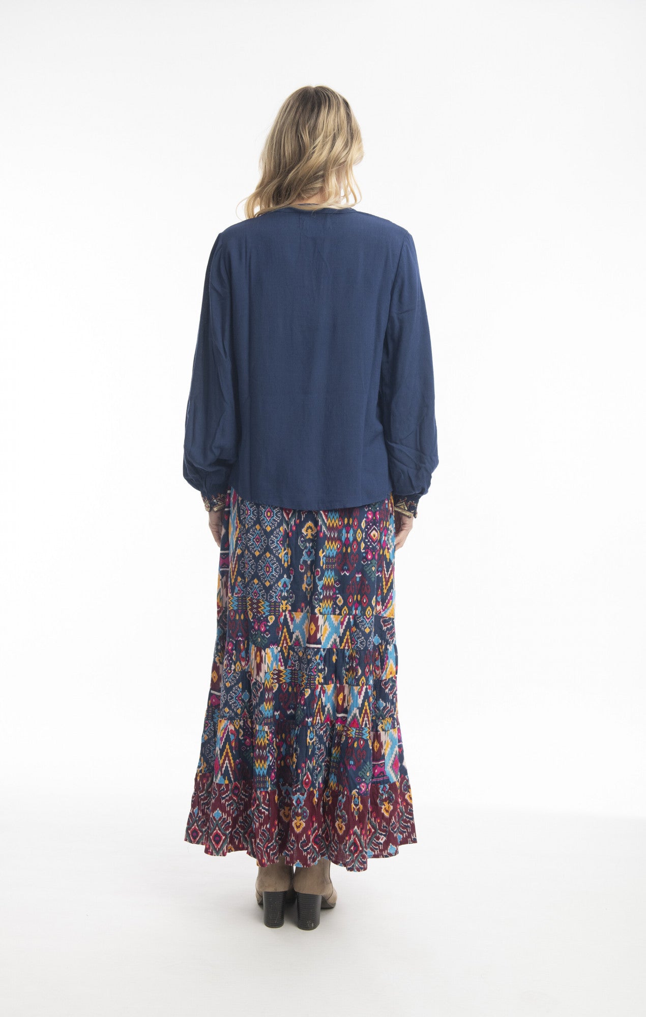 Anarta Skirt Layers