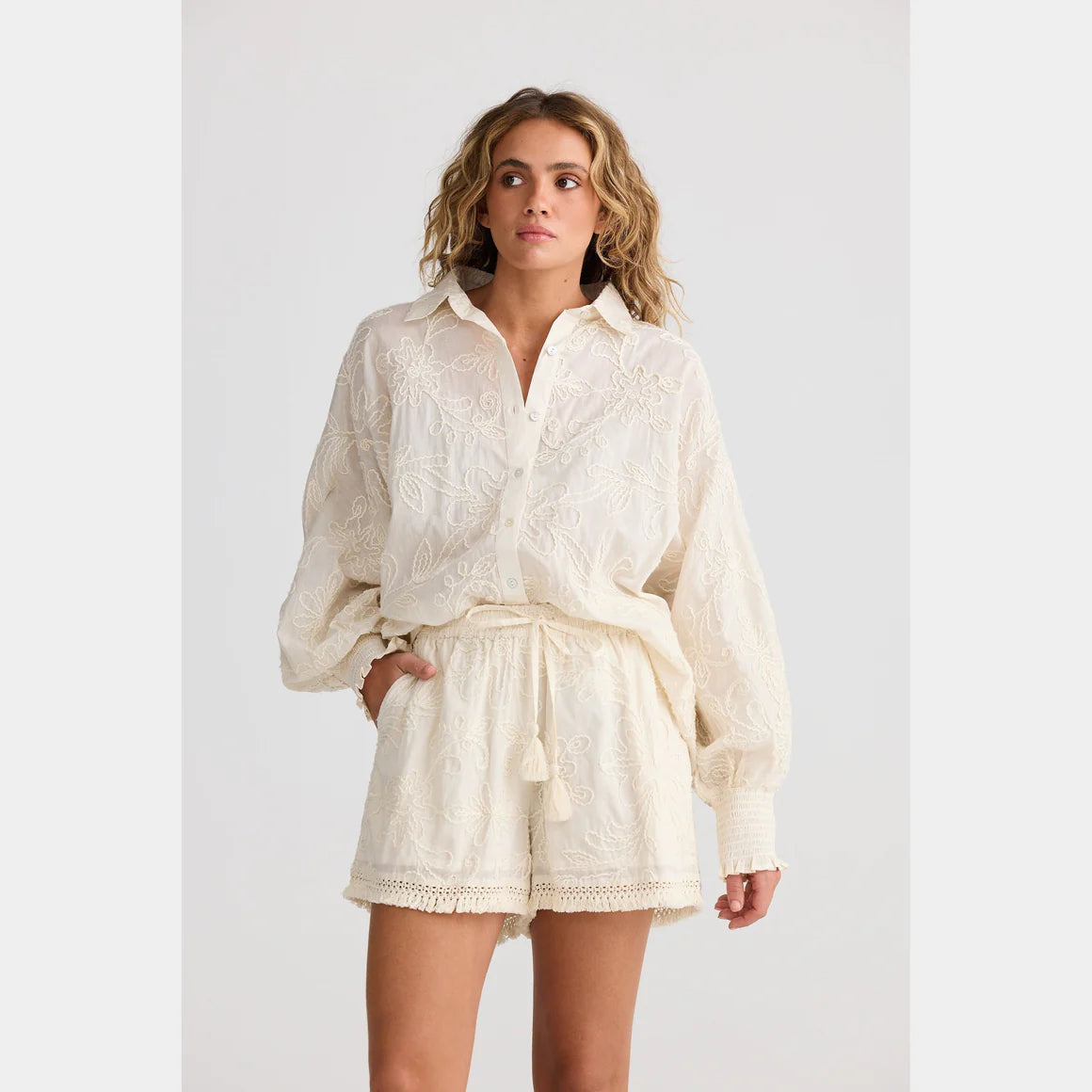 Chantilly Shorts Natural Embroidered