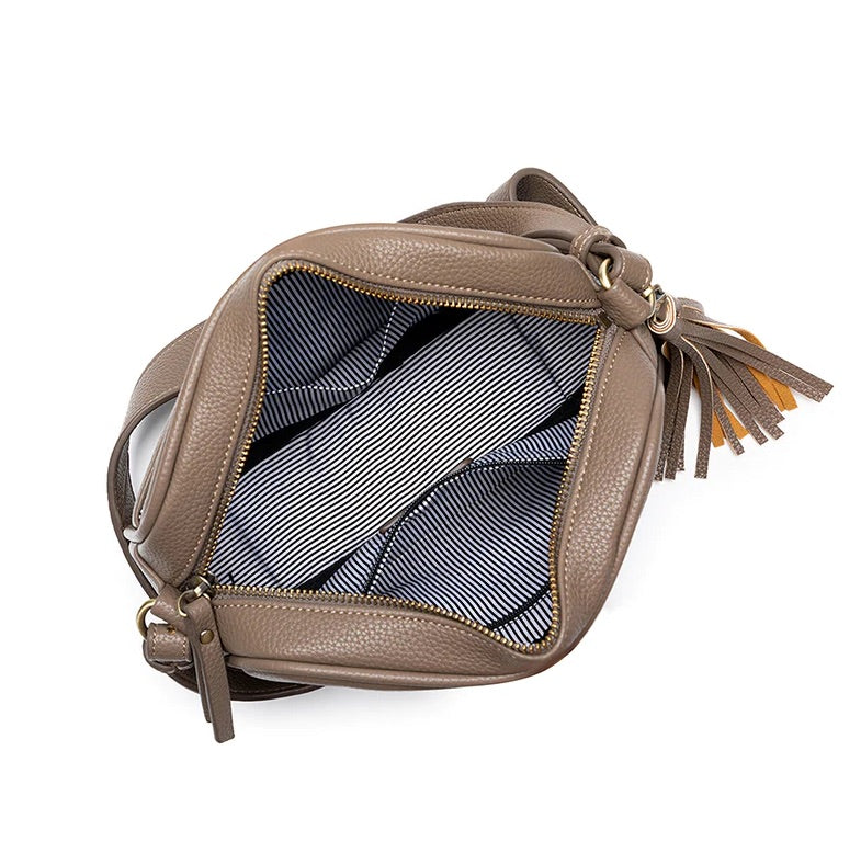 Raven Bag in Dark Taupe