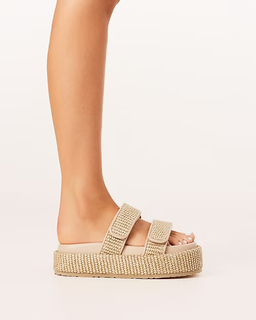 Suvi Natural Raffia Slides