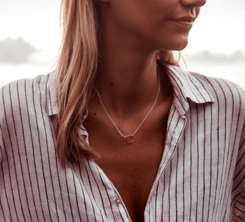 Petals Sisters Necklace Rose - Gold or Silver