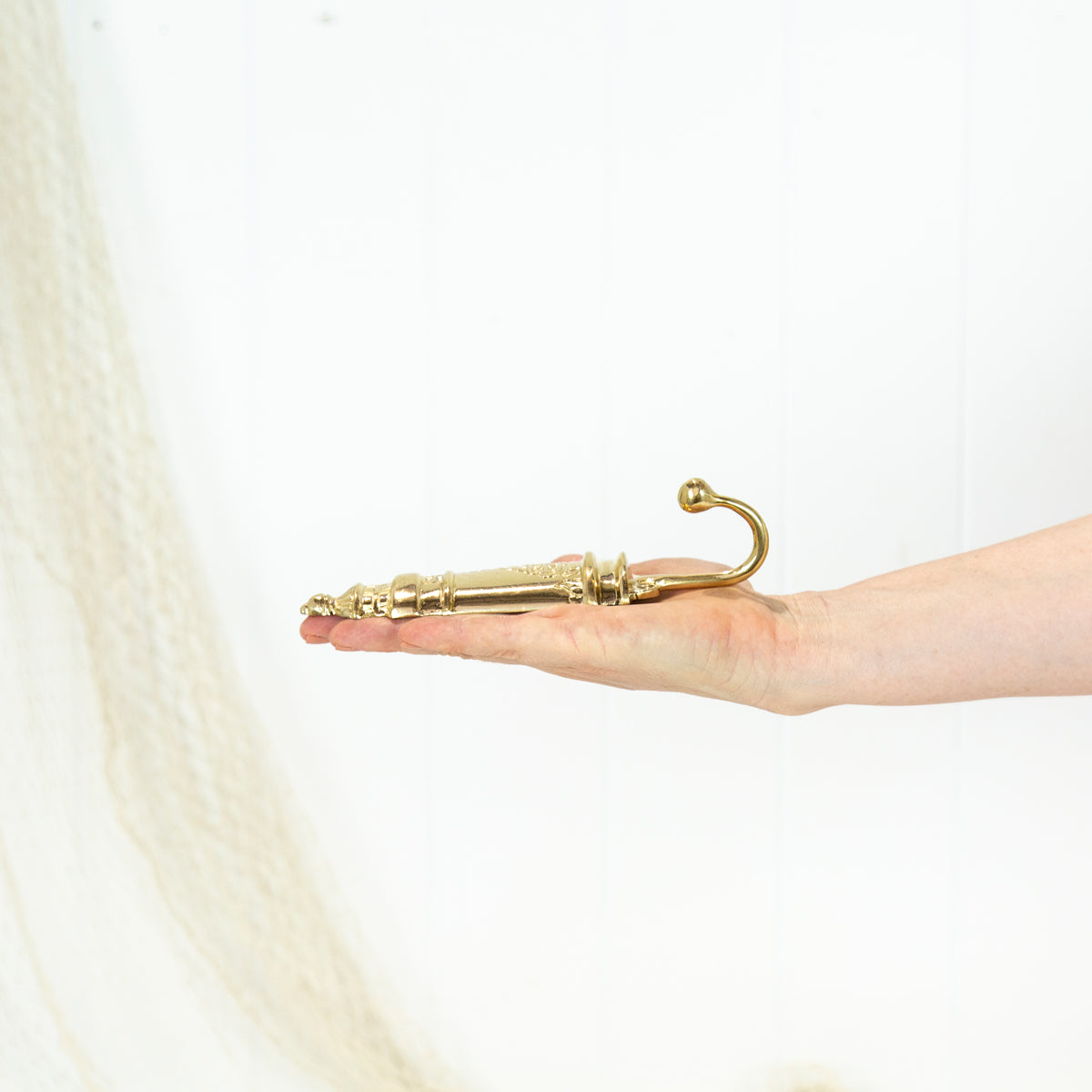 Lighthouse Hook - Shiny