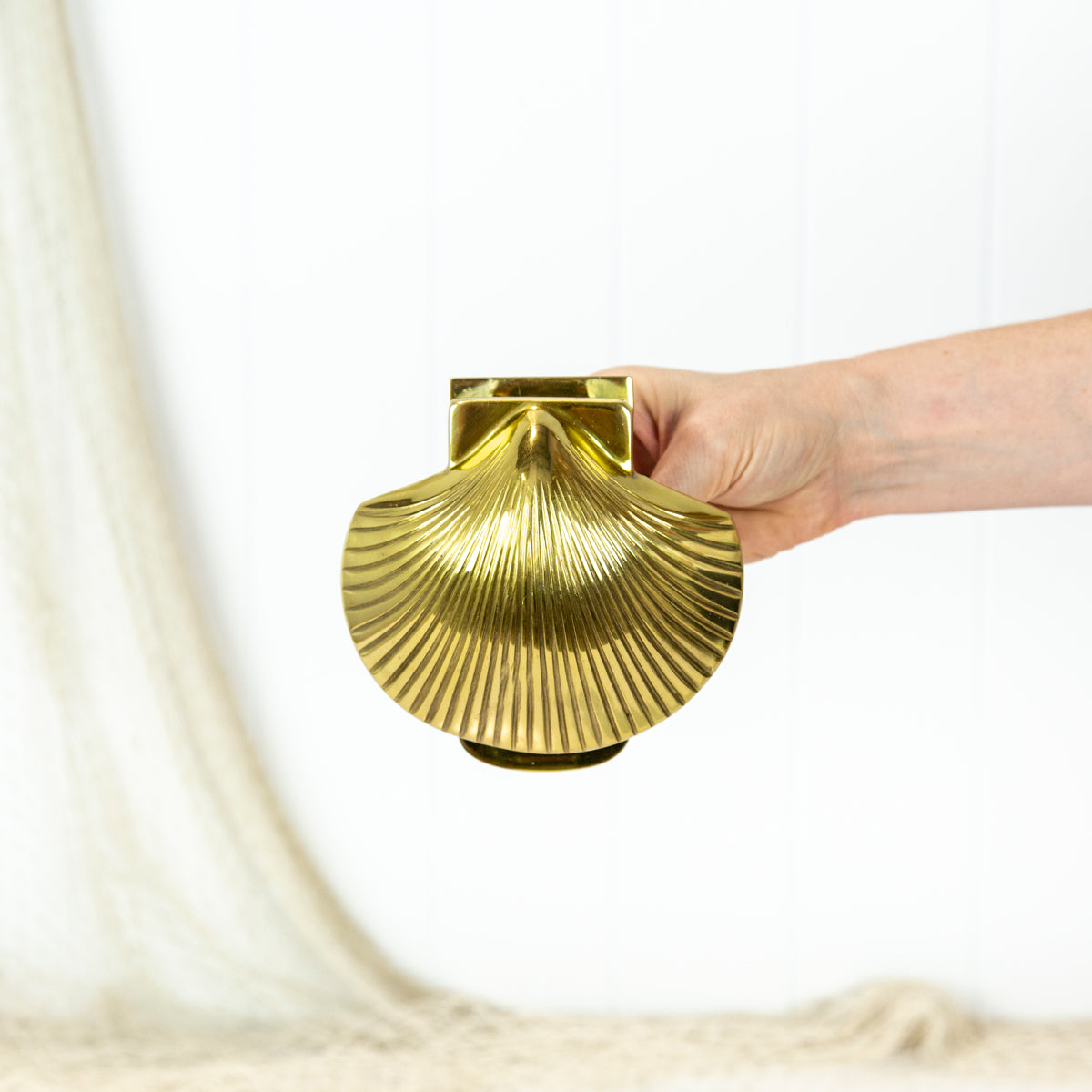 Scallop Shell Door Knocker - Shiny