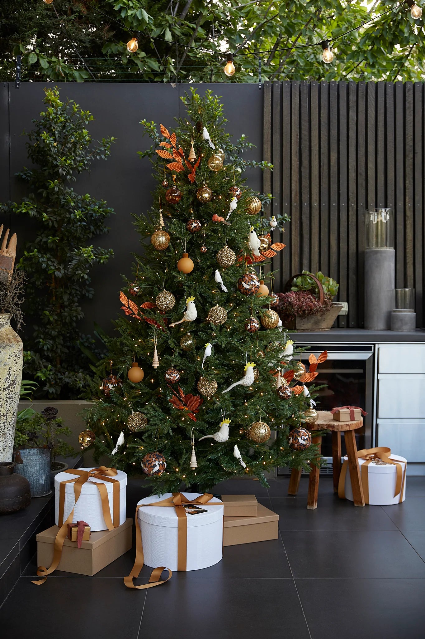 Gold Sequin Bauble