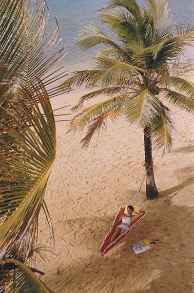 Slim Aarons . Caribe Hilton Beach