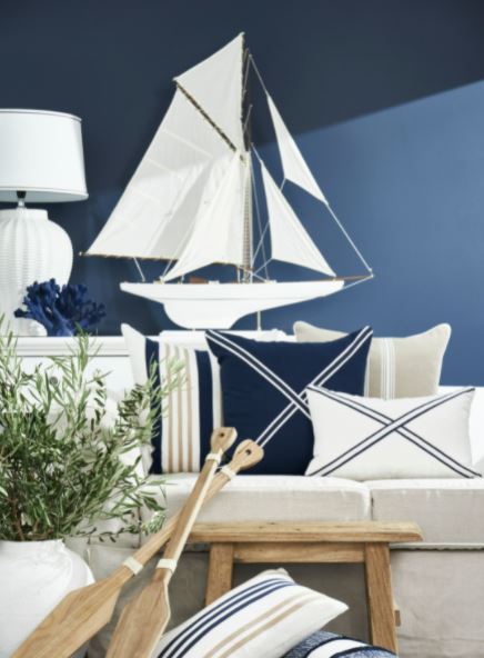 East Hampton Navy Cushion - sold out