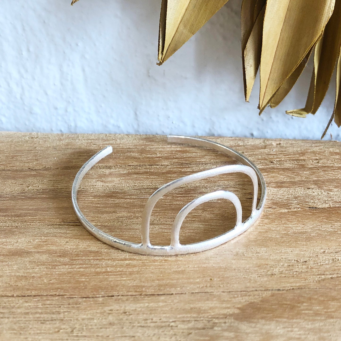 Arcus Bracelet Cuff - Gold or Silver