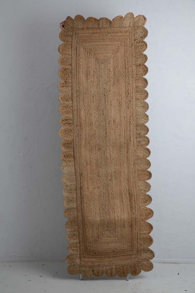 Scalloped Runner- Natural