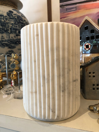 MARBLE UTENSIL HOLDER