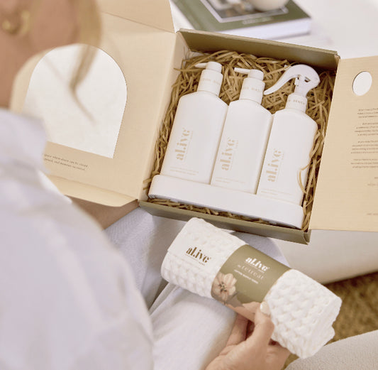 The Retreat Kitchen Trio & Towel Gift Set