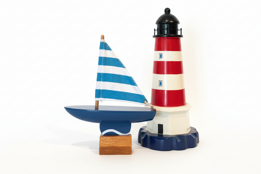 13cm Pond Yacht - Assorted Colours