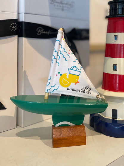 13cm Pond Yacht - Assorted Colours