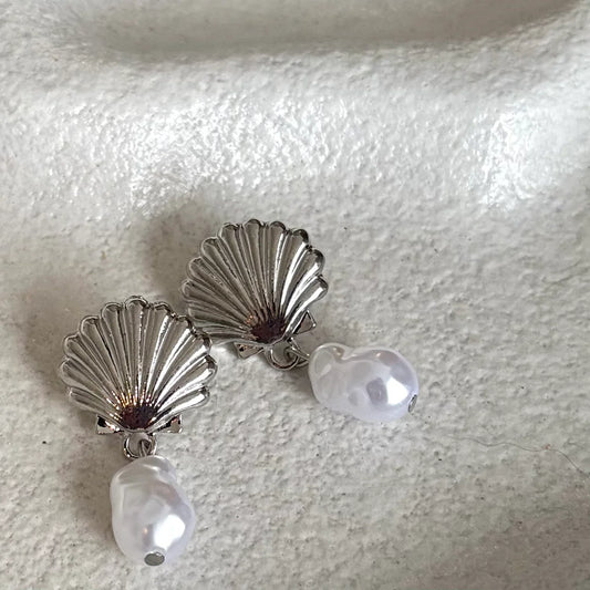 Salty Safari Ocean Whispers Pearl Earrings - Silver