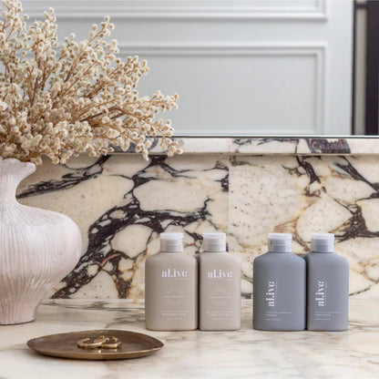 al.ive holiday hair & body travel pack