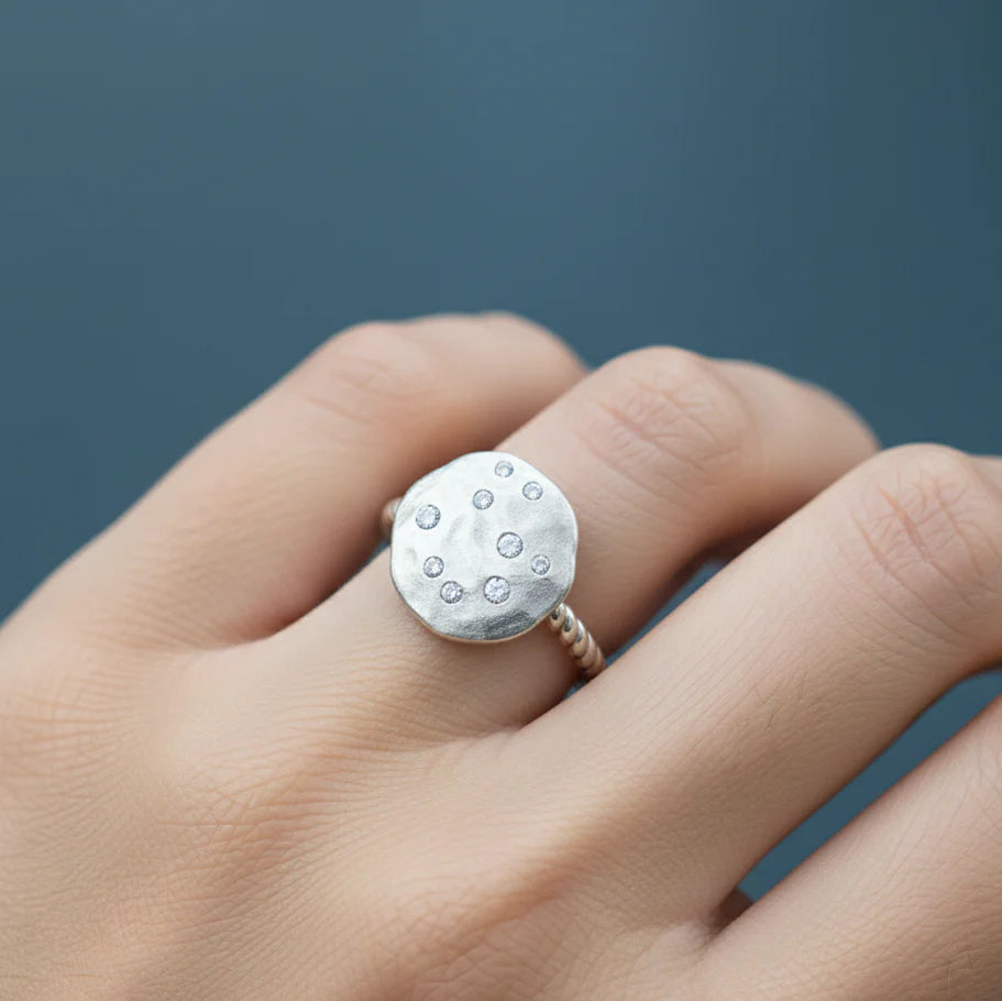 Aestra Ring in Silver