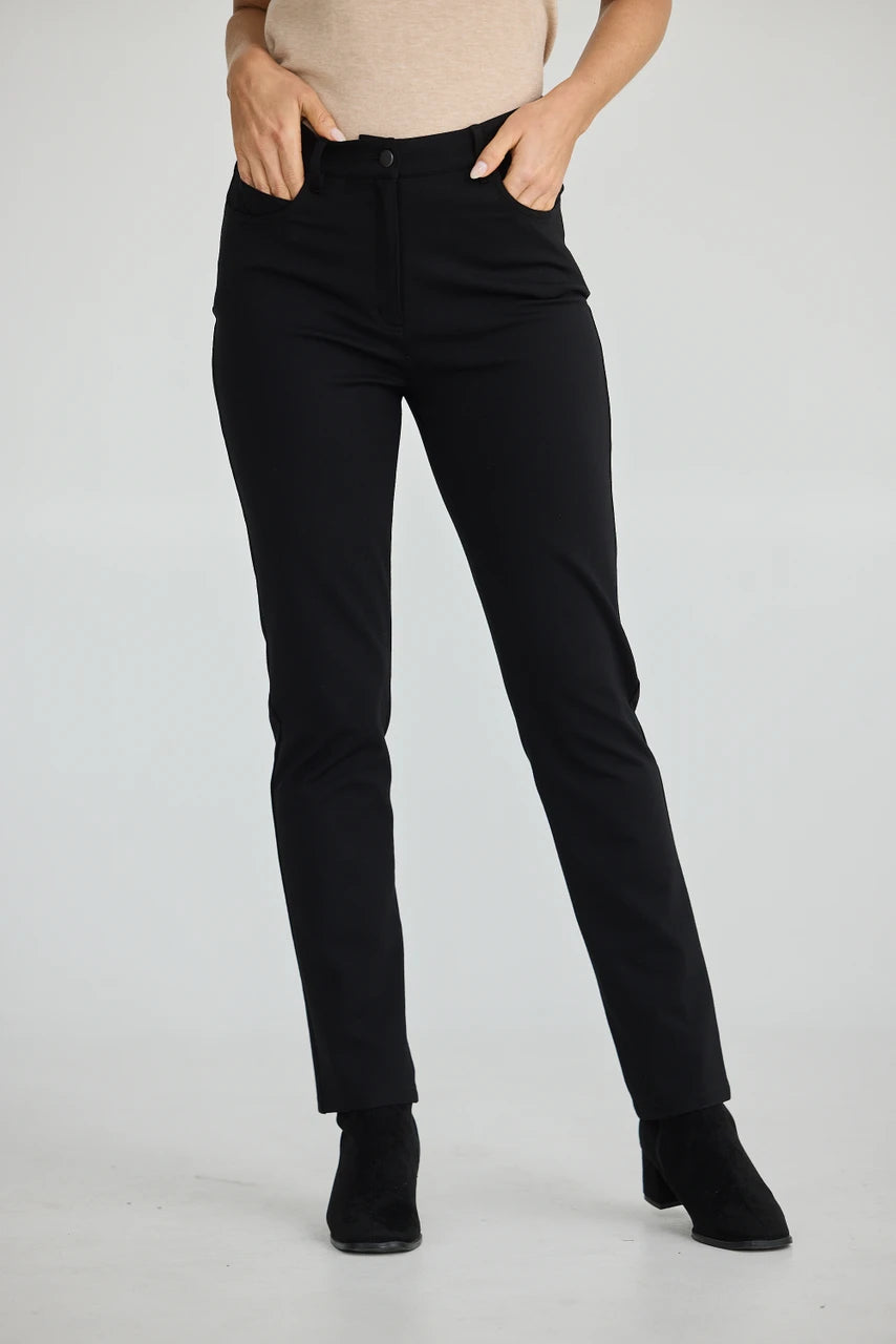 Aero Pants in Black