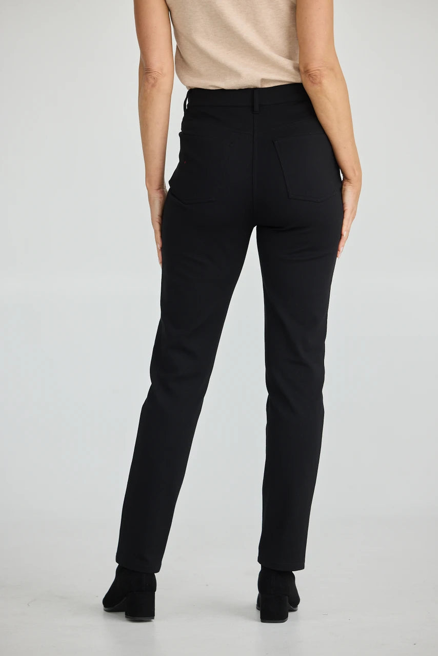 Aero Pants in Black