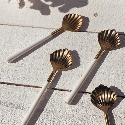 Gold clam shell spoon