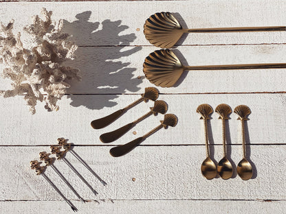 Gold clam shell spoon