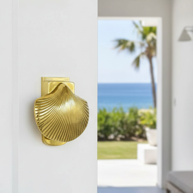 Scallop Shell Door Knocker - Shiny