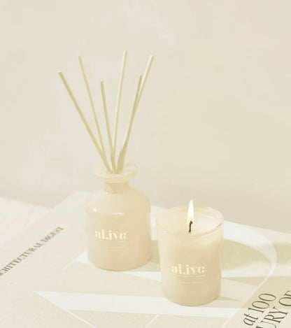 al.ive Golden Wattle & Citrus | Candle Bauble