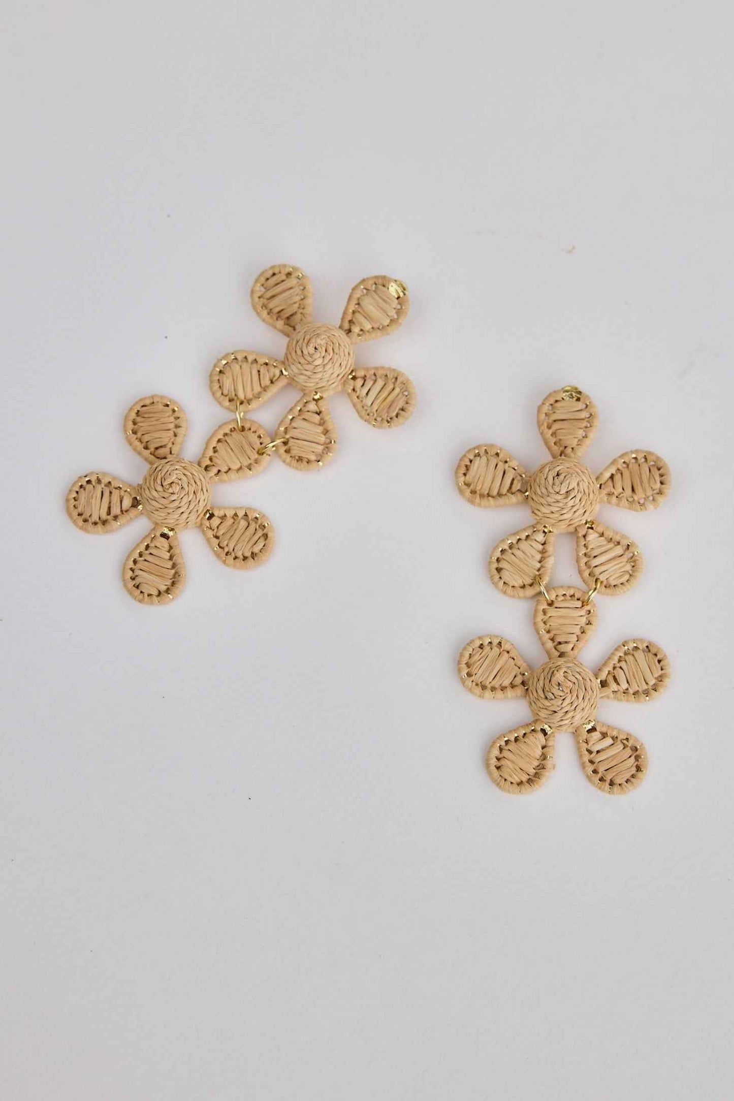 Blake Earrings in Natural