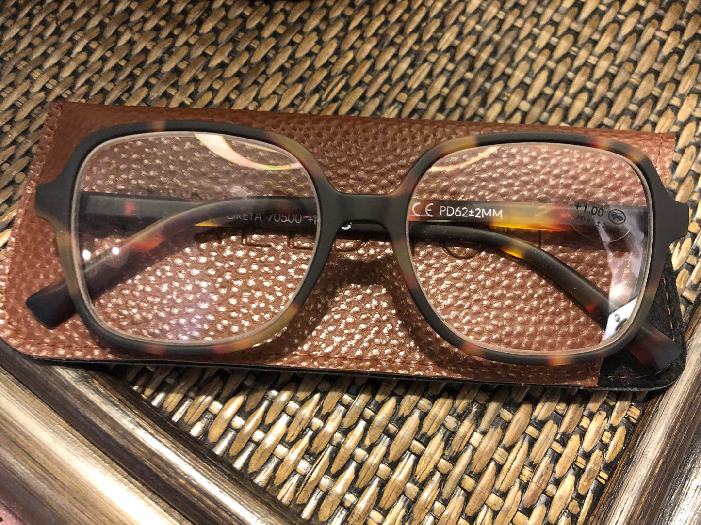 Greta Selection Glasses (Various colours)