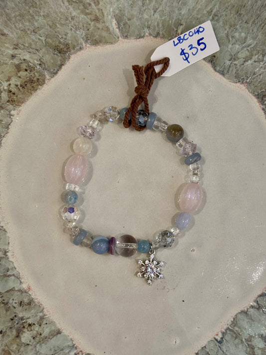 Lotus Blossom Creations - Snowflake Elastic Beaded Bracelet