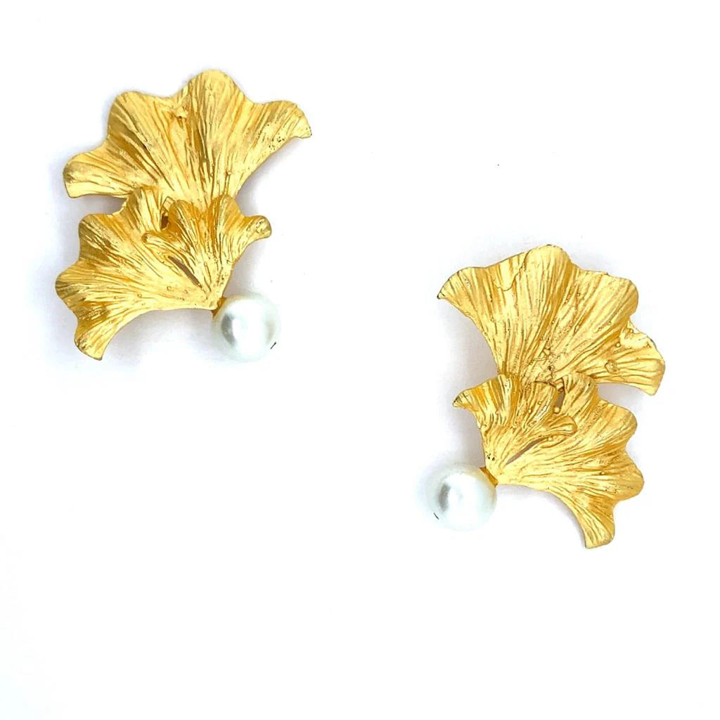 Sebi (Freshwater Pearl) Statement Earrings