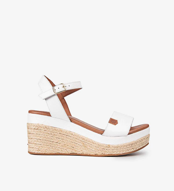 Arambol Wedges in Yute/Black, Gold + White