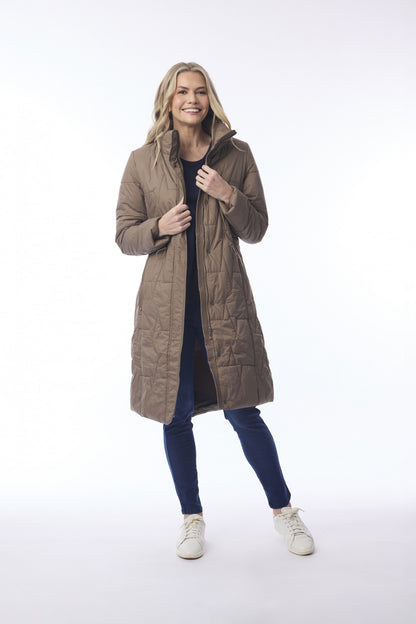 Puffer Coat in Mud