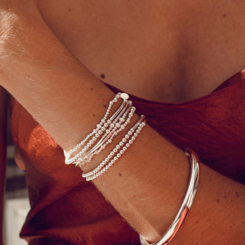 Petals Sterling Silver Bracelet with One Pearl