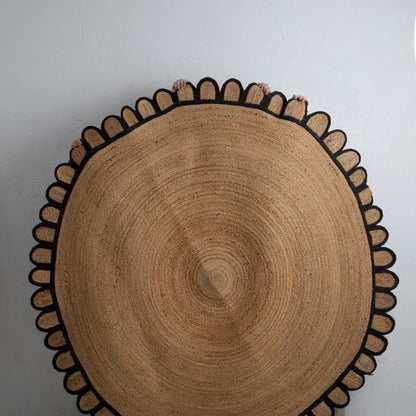 Scalloped Round Jute Rug - black/natural