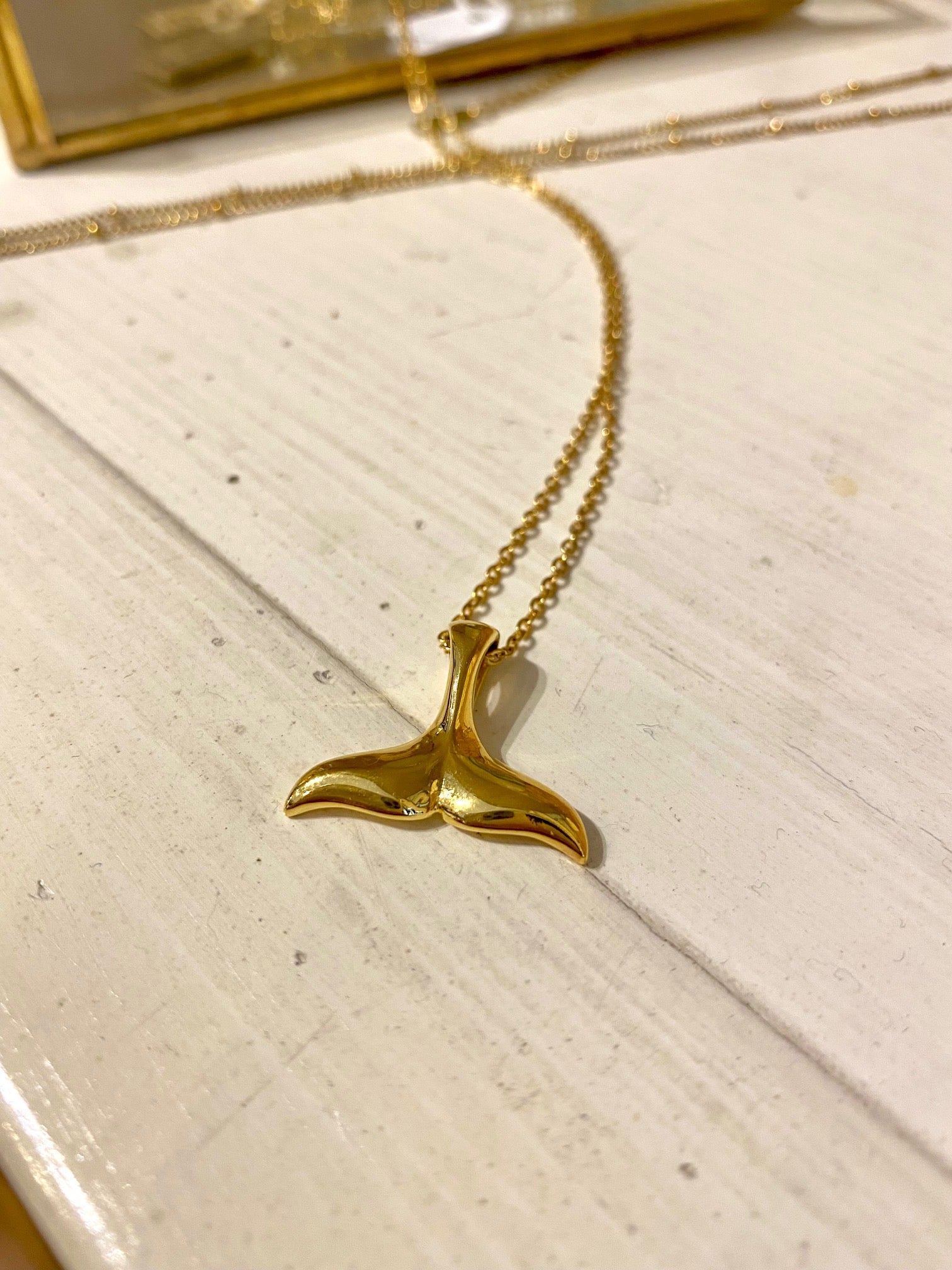 9ct Two Tone, Whale's Tail Pendant | Pascoes