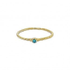 Gold ring white gold filled with precious stone