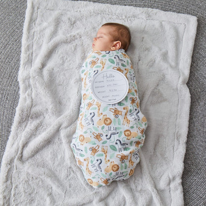 Muslin Wraps and Arrival Card