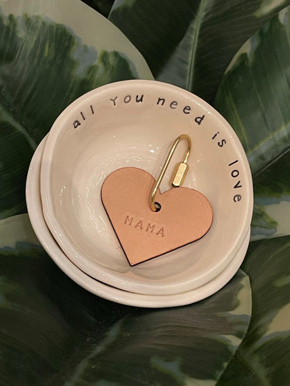 Leather MAMA heart keyring