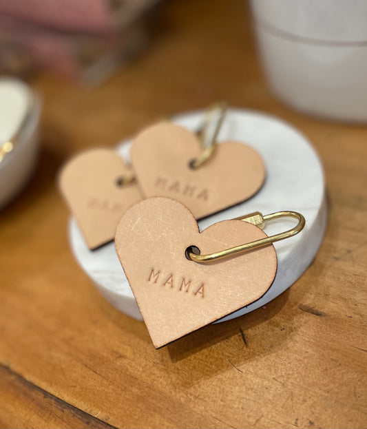 Leather MAMA heart keyring