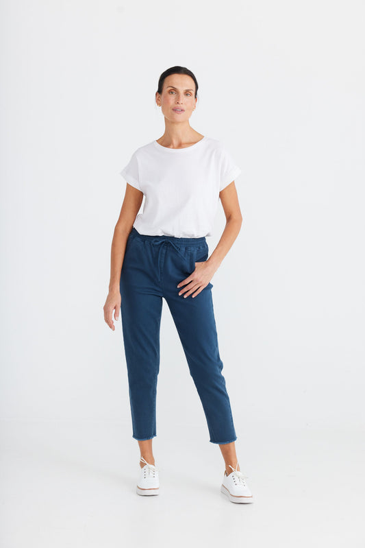 Wayfarer pants in Denim